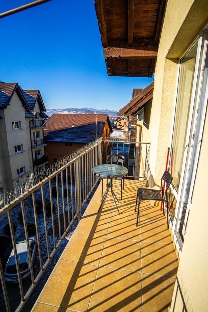 N & G Apartments Рышнов Экстерьер фото
